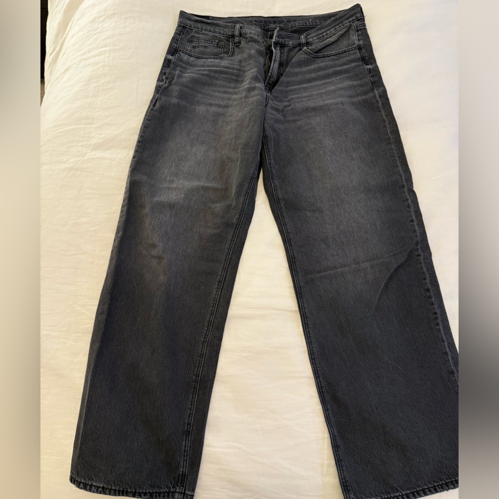 AE Black Wash Stovepipe Strigid Straight Leg Denim Jeans